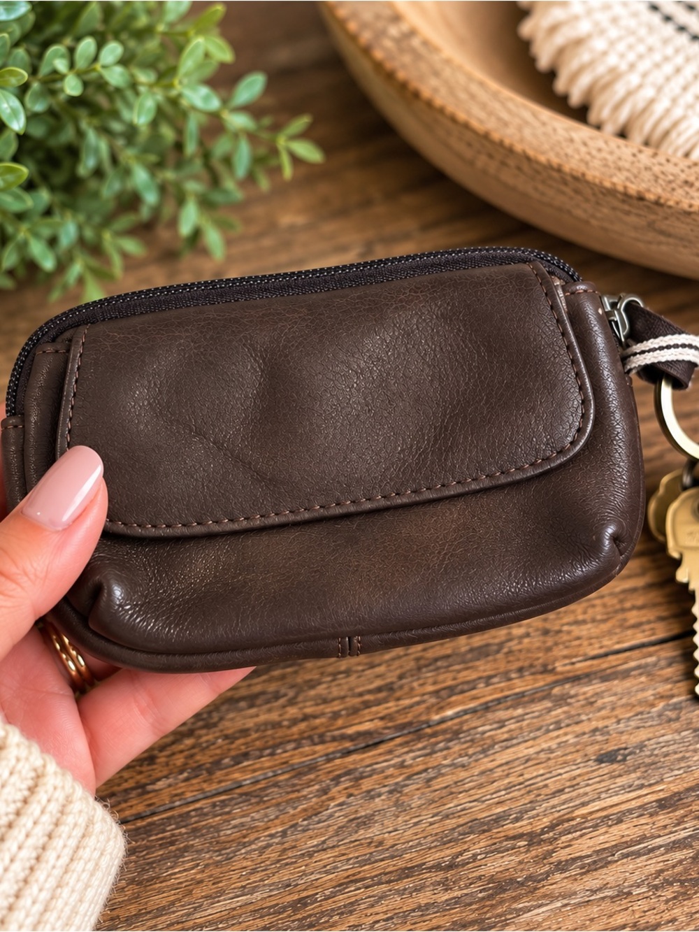 Wilsons Leather Brown Genuine Leather Change Purse Keychain Wallet - Picture 7 of 7